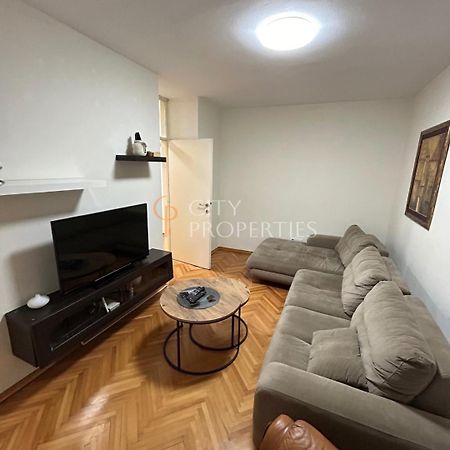 Charming And Lovely Apartment In Podgorica Center Екстериор снимка
